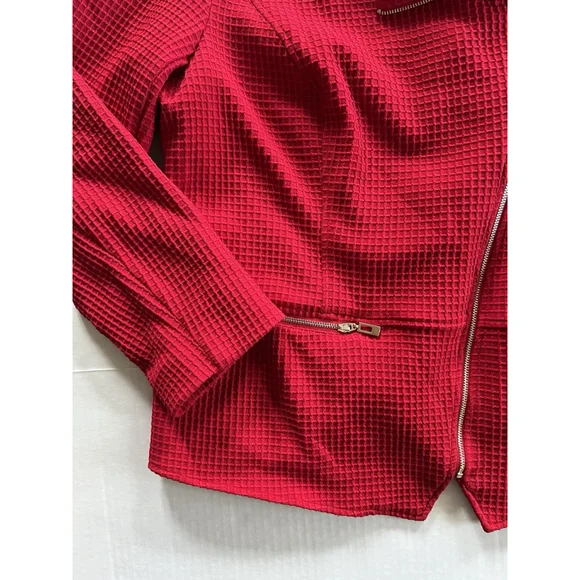 Chicos Red Moto Jacket Waffle Texture Side Zip Closure Size 3 Gold Zip - Picture 2 of 9